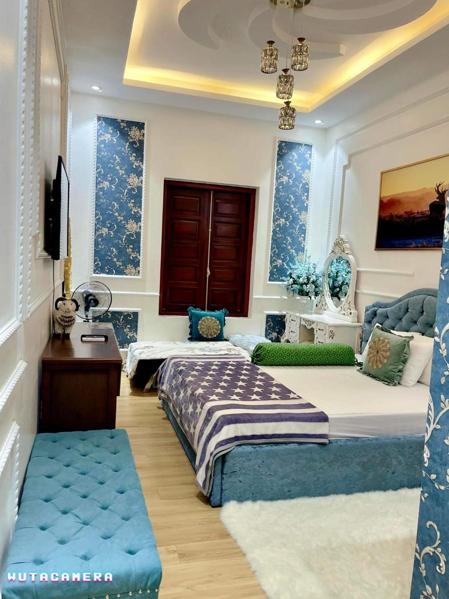 Luxury Hotel T&L Cam Pha 외부 사진